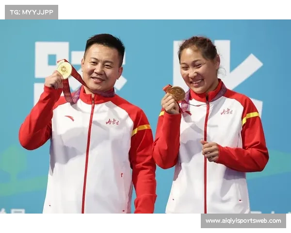 内蒙古队钱德根查干全运会女子自由式76公斤级夺金