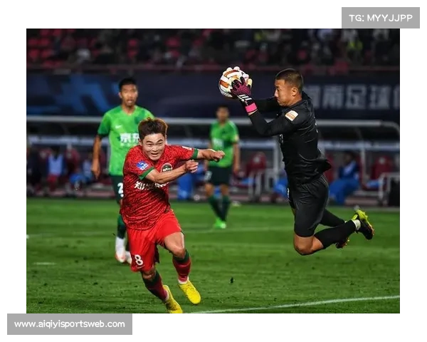 北京国安足协杯夺冠，法比奥帽子戏法击败河南